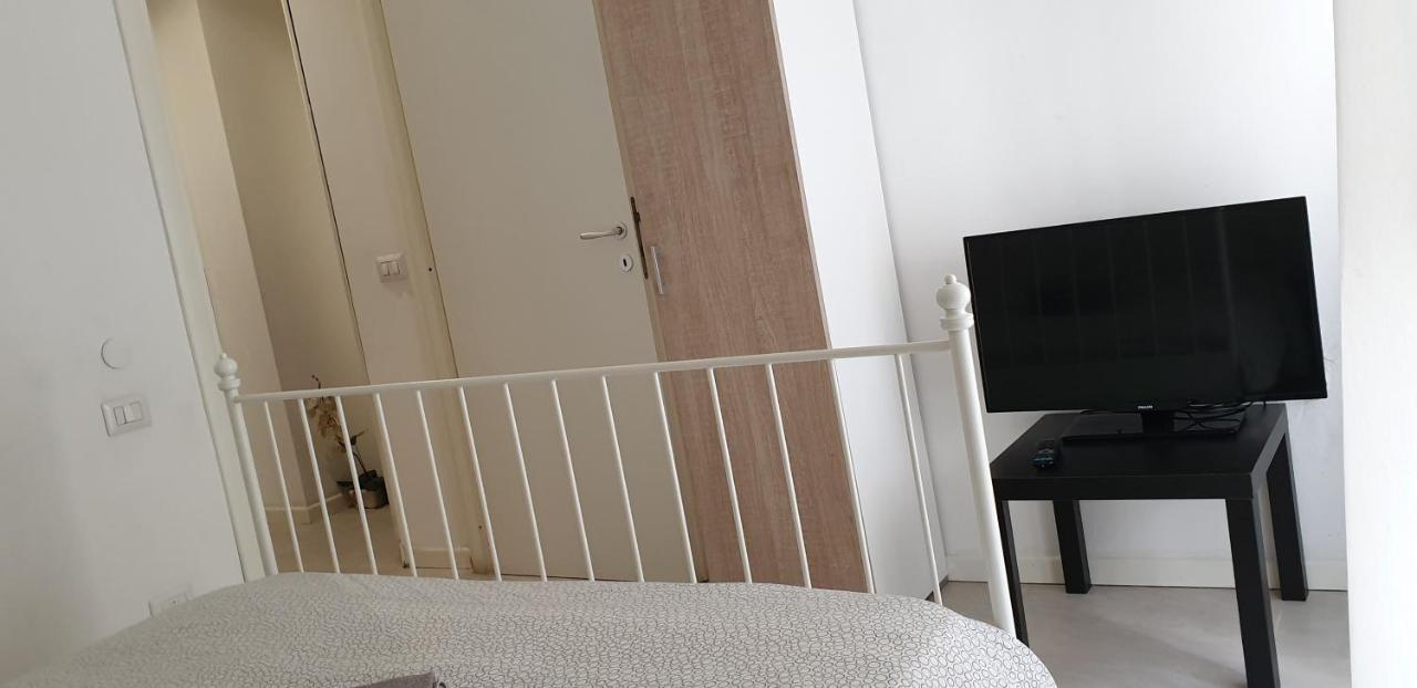 Smart Apartment Central Station Milan Bagian luar foto